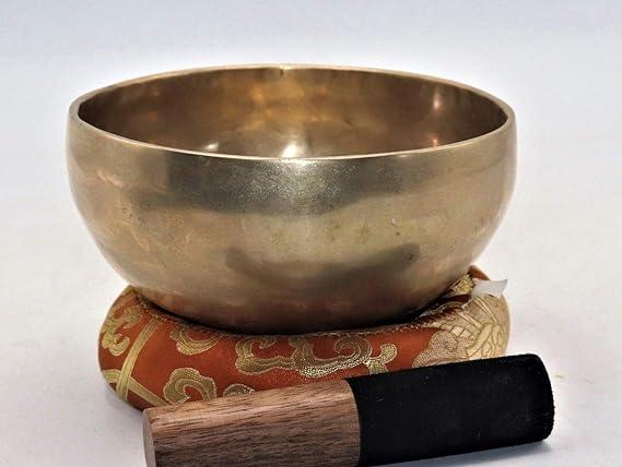 Singing Bowl Nepal-6 inches tibetan singing bowl- singing bowl for meditation. Sound, peace and love, mindfulness and yoga healing- made in Nepal