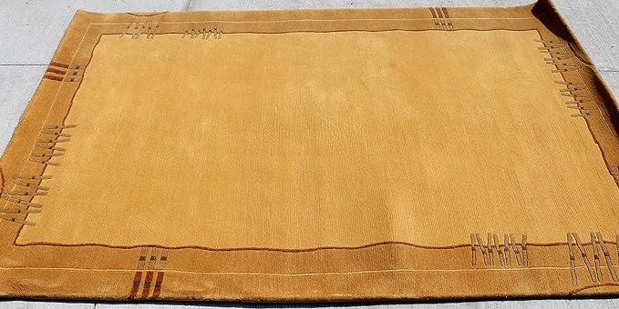 Thamel Mart USA R15 Gorgeous Modern Design Hand Made Tibetan Woolen Area Rug 4.7 Ft X 6.7 Ft Made in Nepal