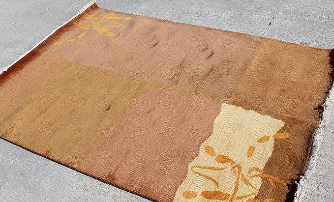 RSG4713 Gorgeous Modern Design Hand Made Tibetan Woolen Area Rug 4.7 Feet X 6.7 Feet Made in Nepal